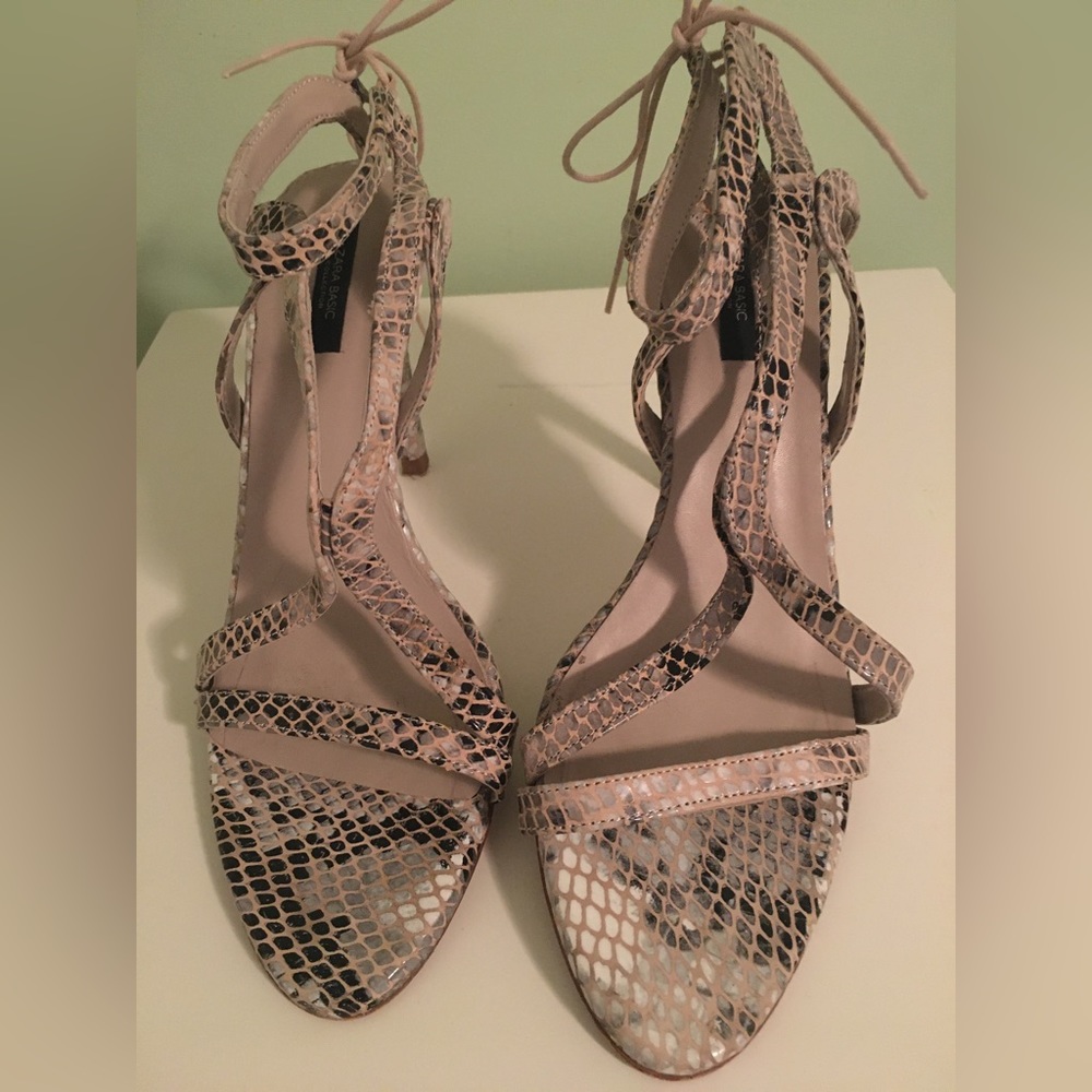 Snake Embossed Heel